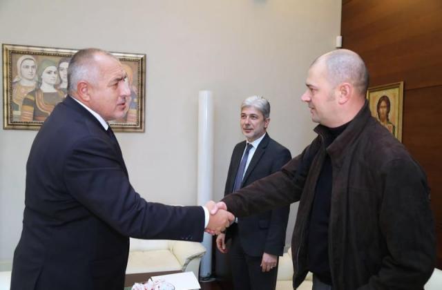 След среща с премиера: Лъвчетата няма да ходят в Пазарджик