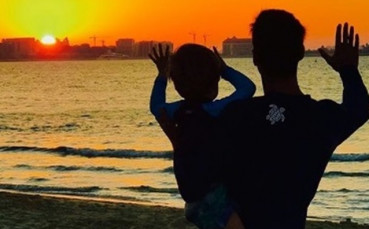 Ноле събира слънчеви лъчи преди да се върне на корта