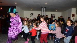 тържество Капитановци