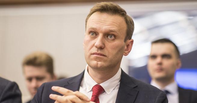 Руският опозиционер Алексей Навални съобщи в Туитър че му е
