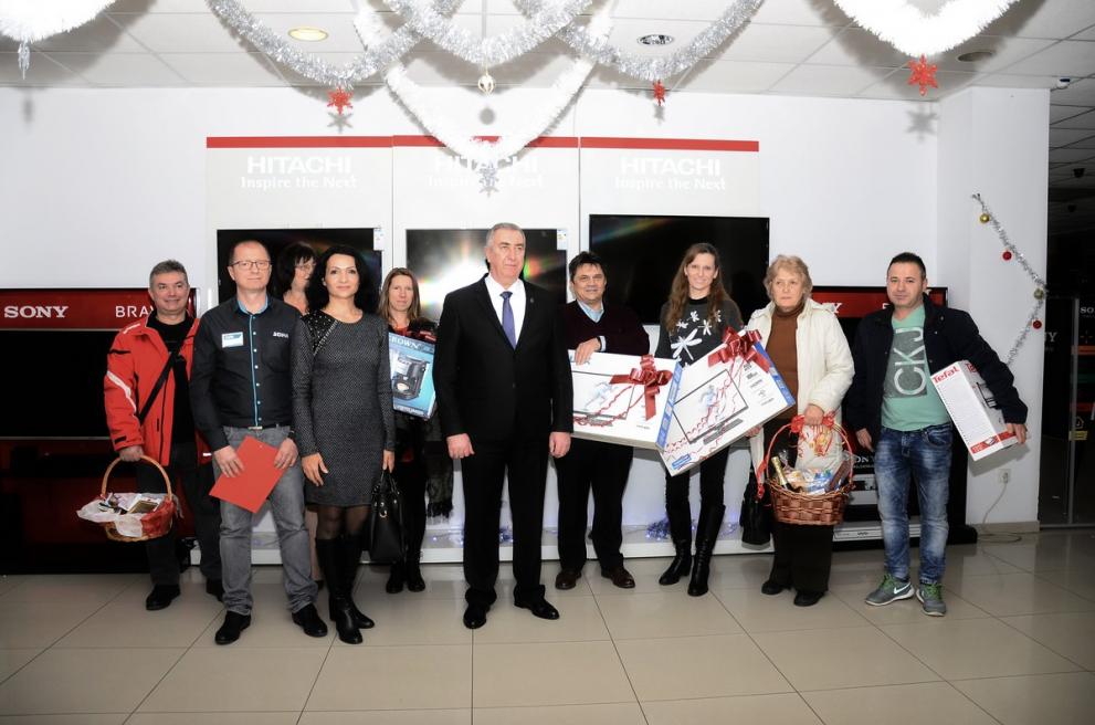 Наградените