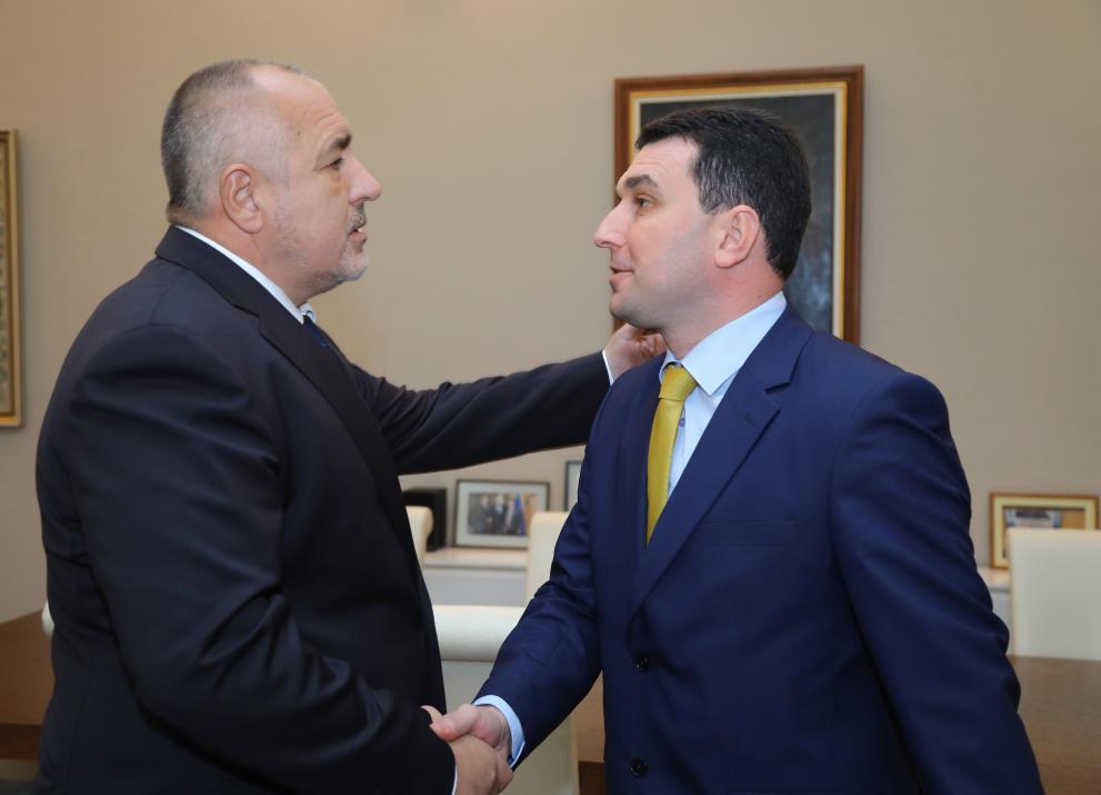 Кметът на Генерал Тошево Валентин Димитров се срещна с премиера Бойко Борисов, за да обсъдят резултатите от референдума за добива на природен газ в общината