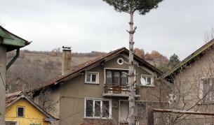 <p>Как случаят &bdquo;Петрохан&ldquo; върна спомена за&nbsp;&bdquo;Горския&nbsp;човек&ldquo;</p>