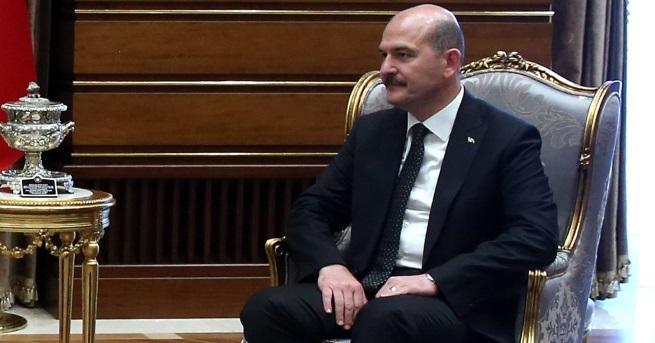 Турският министър на вътрешните работи беше обвинен днес от опозицията