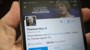 Twitter Тереза Мей