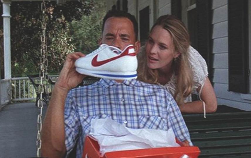 <p>Тук трябва да има поне един чифт спортни обувки - да!</p>

<p>Моделът на Найк - Кортез се появява във филма &quot;Форест Гъмп&quot; от 1994.&nbsp;</p>