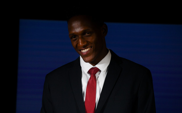 Уест Хем има желание да привлече под наем защитника Йери