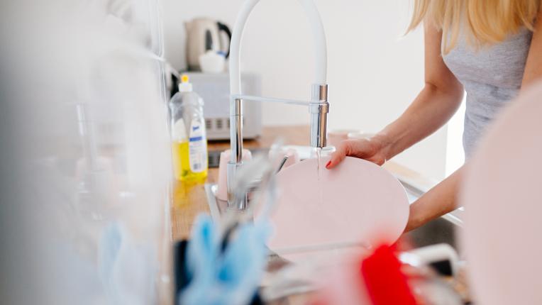  Основните домашен умения, на които би трябвало да научим децата си преди да навършват 18 