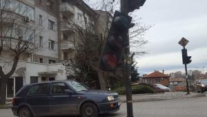 паднал светофар