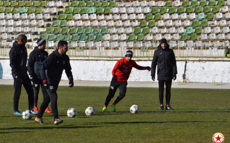 ЦСКА и Левски като близнаци в тренировките