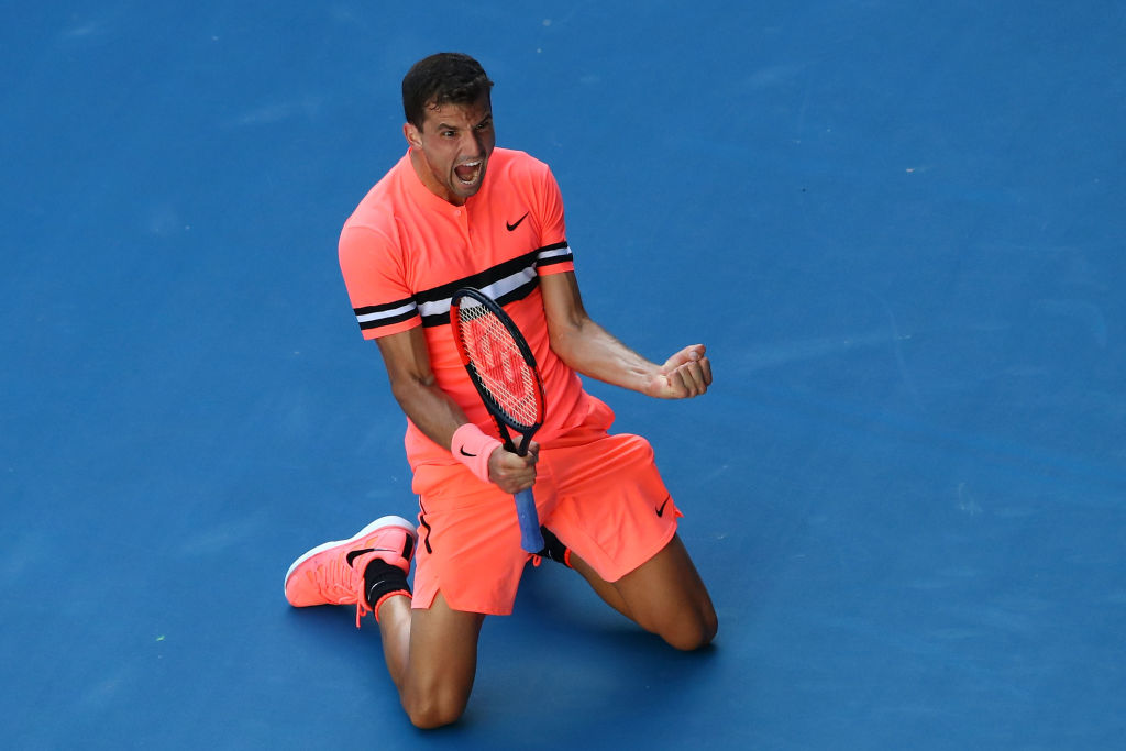 Григор Димитров се класира за осминафиналите на Australian Open след победа над руската сензация Андрей Рубльов. Първата ни ракета се наложи с 6:3, 4:6, 6:4, 6:4 над съперника си за малко повече от три часа игра. Гришо завърши мача с Рубльов с мощен вик за радост на феновете, които го подкрепяха от трибуните.