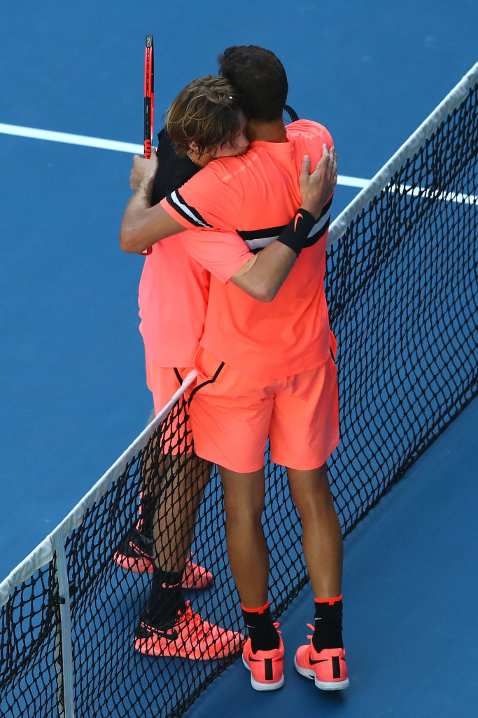 Григор Димитров се класира за осминафиналите на Australian Open след победа над руската сензация Андрей Рубльов. Първата ни ракета се наложи с 6:3, 4:6, 6:4, 6:4 над съперника си за малко повече от три часа игра. Гришо завърши мача с Рубльов с мощен вик за радост на феновете, които го подкрепяха от трибуните.