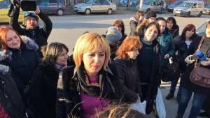 Мая Манолова