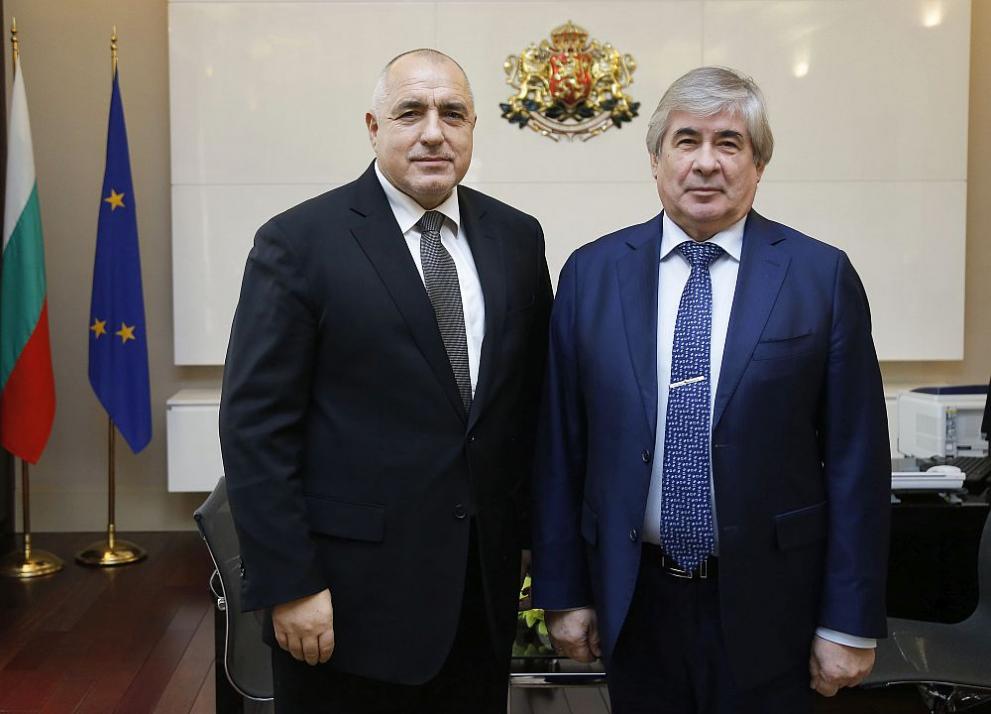 Министър-председателят Бойко Борисов и посланикът на Русия Анатолий Макаров проведоха работна среща