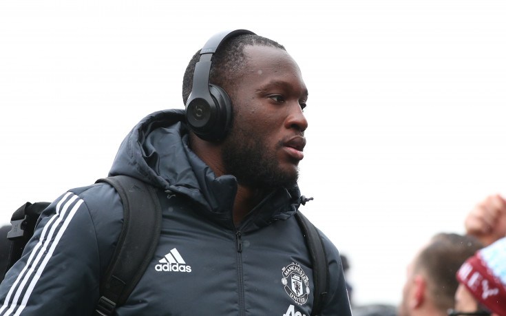 Бивш таран на Юнайтед: Стилът на Моу не помага на Лукаку
