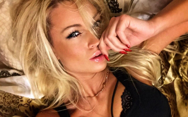 Анна Мингазова спокойно може да носи прозвището Руската Памела Андерсън