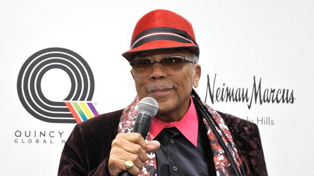 Куинси Джоунс е първият носител на наградата „Мир чрез музика“ на Държавния департамент на САЩ