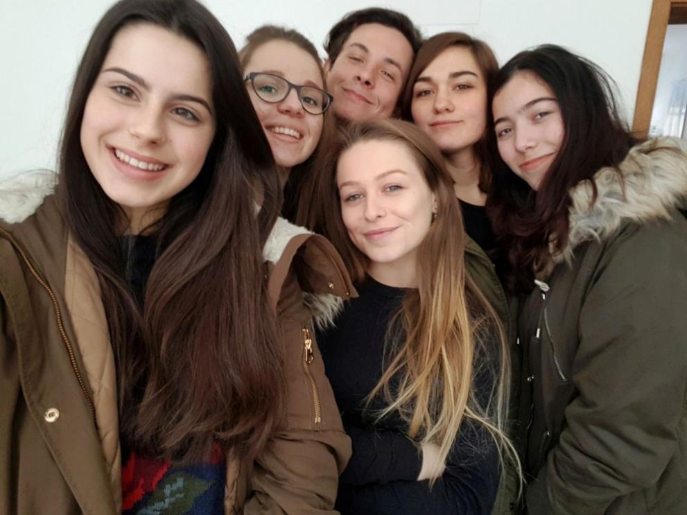 Доброволците от Младежки съвет по наркотични вещества