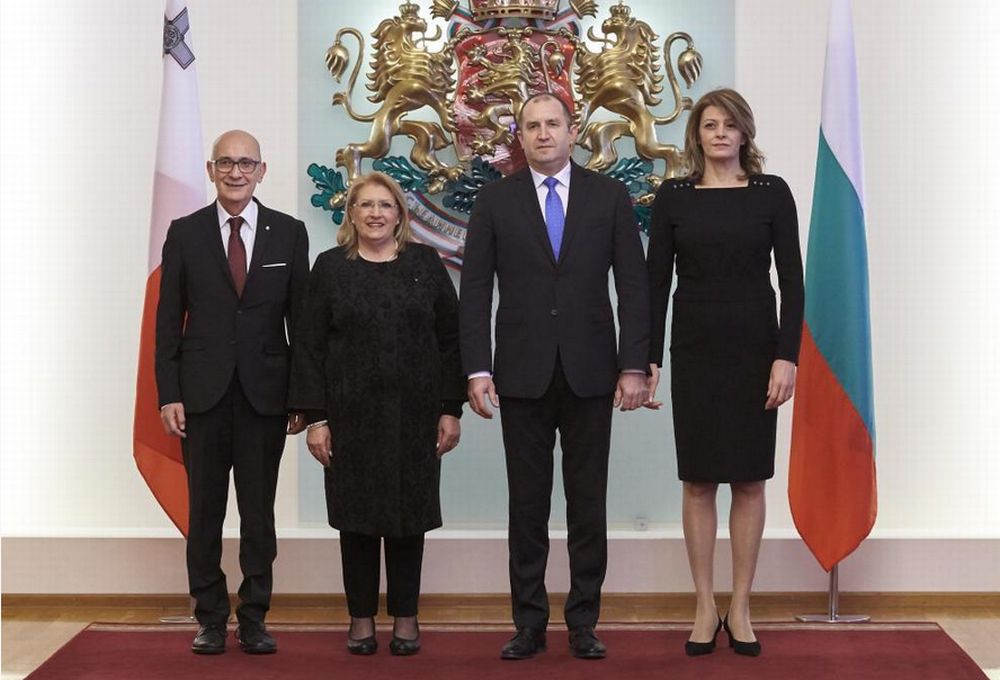 Президентът на Малта<strong> </strong>Мари-Луиз Колейро Прека и съпругът й Едгар Прека<strong> </strong>пристигнаха в България по покана на държавния глава Румен Радев.