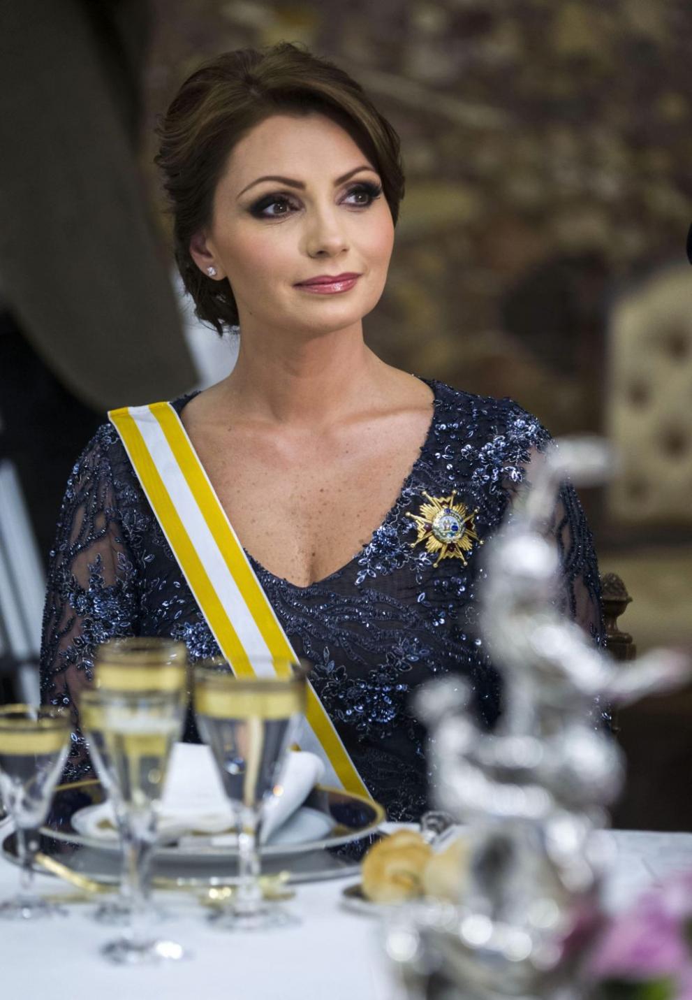 Анхелика Ривера винаги впечатлява със стил и чар.