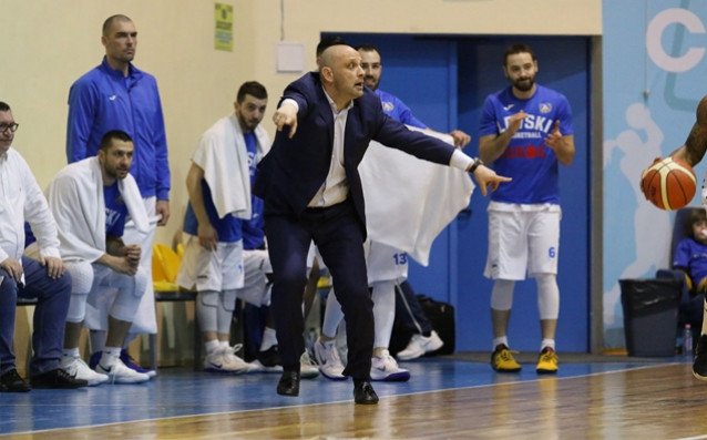 Ръководството на баскетболен клуб Левски Лукойл отвори и малката трибуна