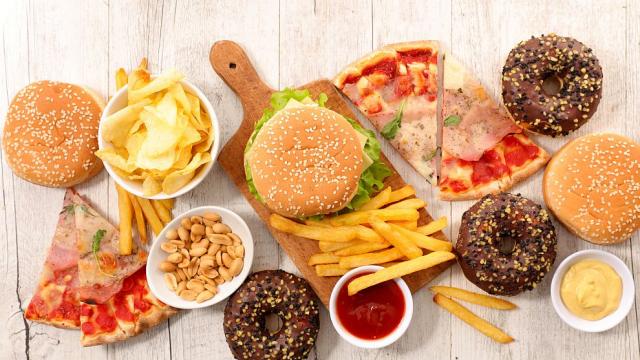 Животът в близост до заведения за бързо хранене излага хората на сърдечни заболявания