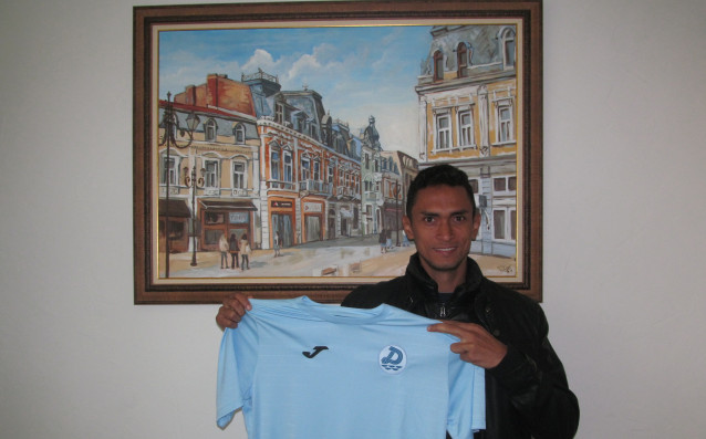 Дунав Русе привлече трима нови футболисти Двама нападатели и един