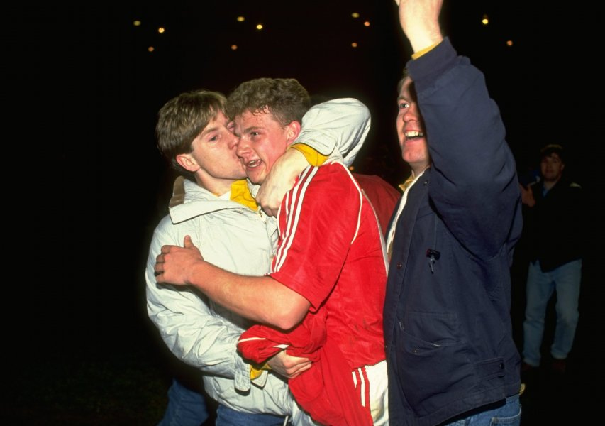 Марк Робинс Манчестър Юнайтед 1990 година ФА Къп полуфинал1
