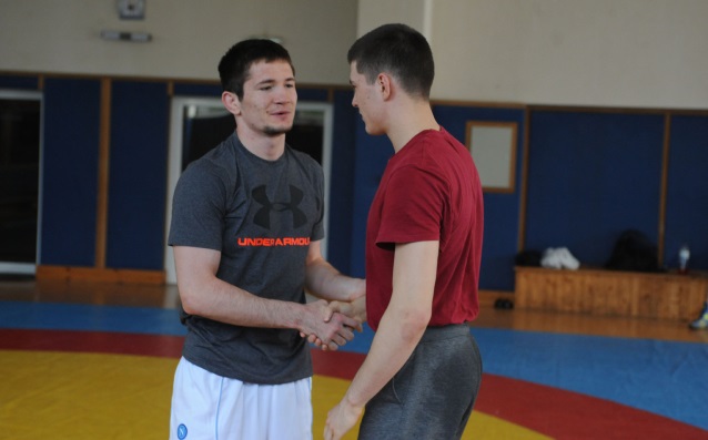 Али Умарпашаев взе приза за най-техничен борец на държавното първенство