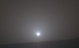  Така наподобява изгревът на Марс от гледната точка на марсохода Opportunity 