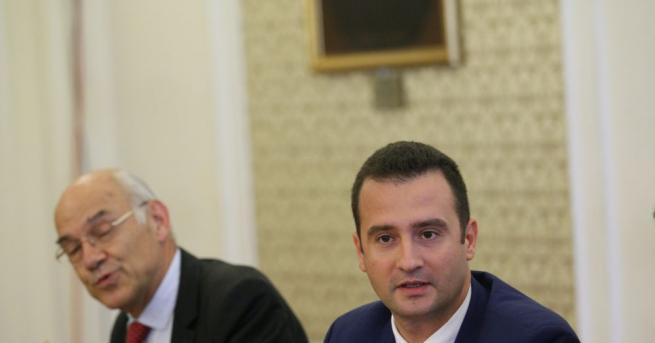 Зам министърът на енергетиката Жечо Станковще заеме поста на Теменужка Петкова