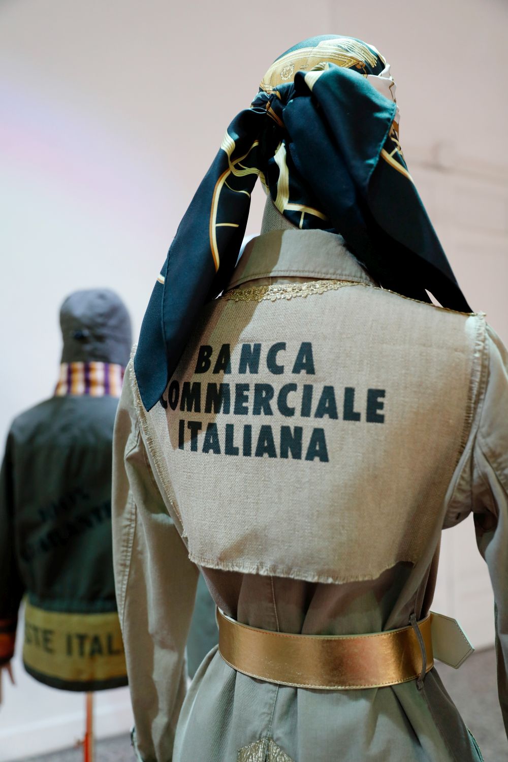 Дизайнерката Росела Жардини представи нестандартно идеите си на Седмица на модата в Милано.<br />
 <br />
От 1994 г. до 2013 г. тя работи като творчески директор на 