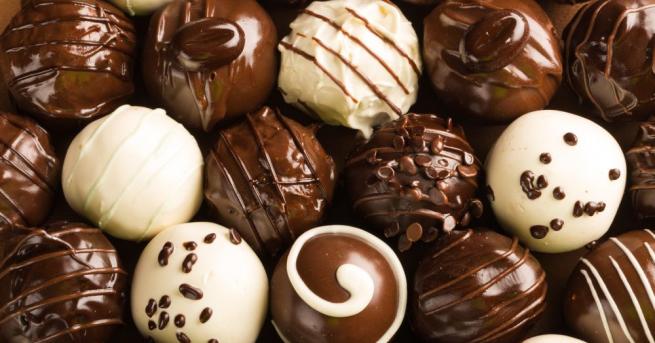 Всеки ден по целия свят хиляди бонбони се изяждат Това