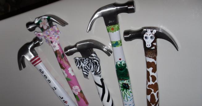 Някога Айнщайн е казал че има две безкрайни неща вселената