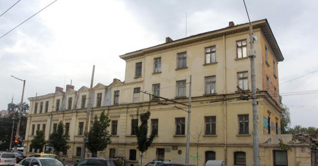 Царските конюшни стават паметник на културата Царските конюшни в София