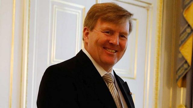 Незаконен син на братовчед на холандския крал получи титлата  принц