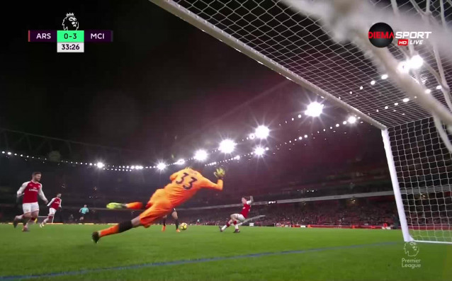 Трети гол за Ман Сити падна във вратата на Арсенал