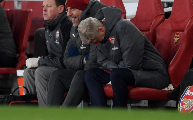 Арсенал допусна три гола само за първото полувреме в домакински