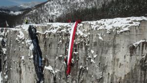 Лакатнишките скали мартеница