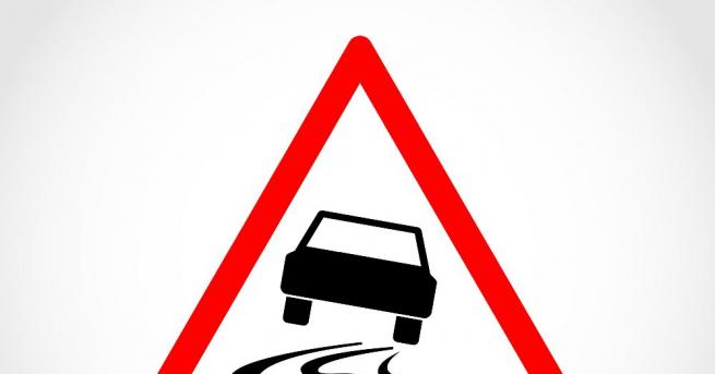 Ограничава се движението на всички превозни средства в област Русе