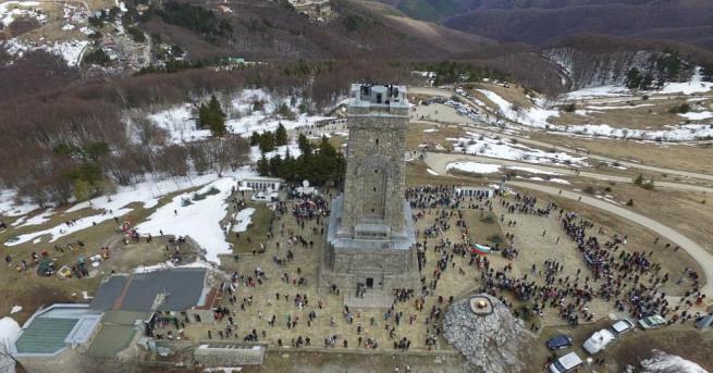 Днес България чества 140 години от освобождението си от османско