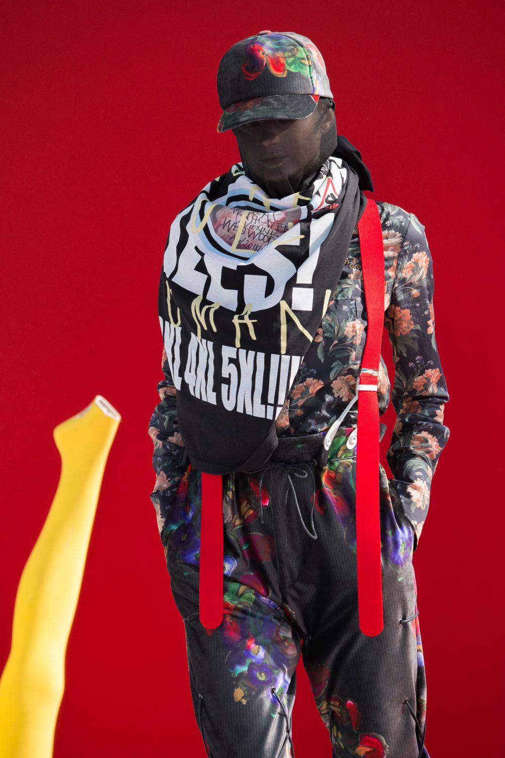 Вивиан Уестууд показа ексцентрични модели на Седмицата на модата в Париж<br />
 