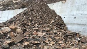 Падащи камъни