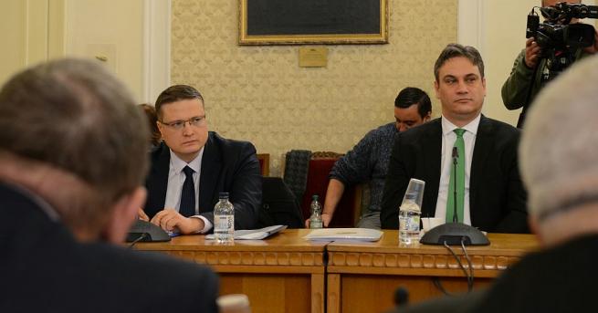 Депутатите изслушаха кандидатите за шеф на антикорупционния орган Депутатите изслушаха