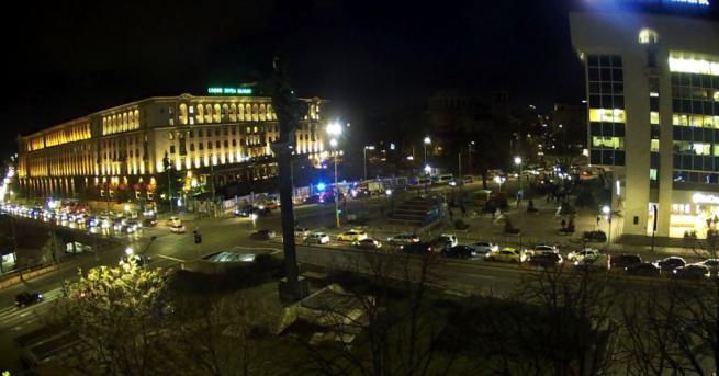 Пожар избухна в столичния хотел Балкан, бившия Шератон. В района