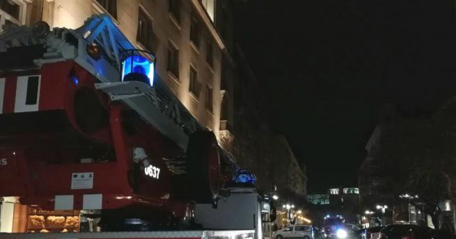 Пожар избухна тази вечер в столичния хотел Балкан бившия Шератон