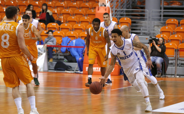 Отборът на Академик Бултекс 99 спечели с категоричното 102 61 32 7