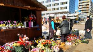 пазар цветя 8 март