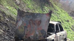 Лек автомобил БМВ изгоря в Благоевград