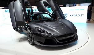 Tesla Roadster? Rimac C_Two го бие сега